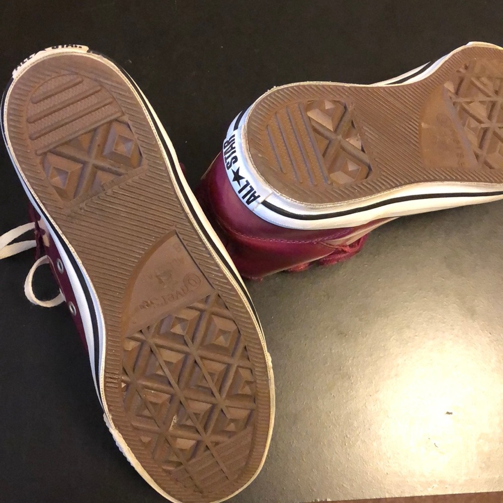 Converse - Picture 3 of 4